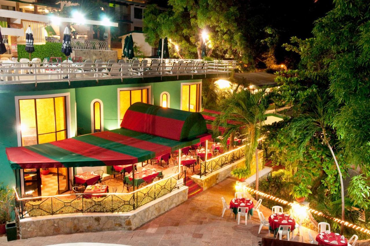 Real Bananas All Inclusive Acapulco Exterior photo